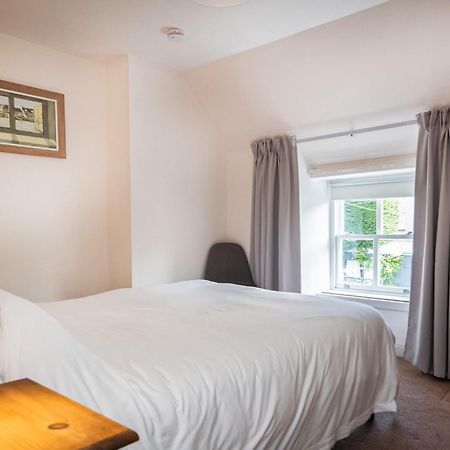 Alexander Courtyard Villa Inverness Luaran gambar