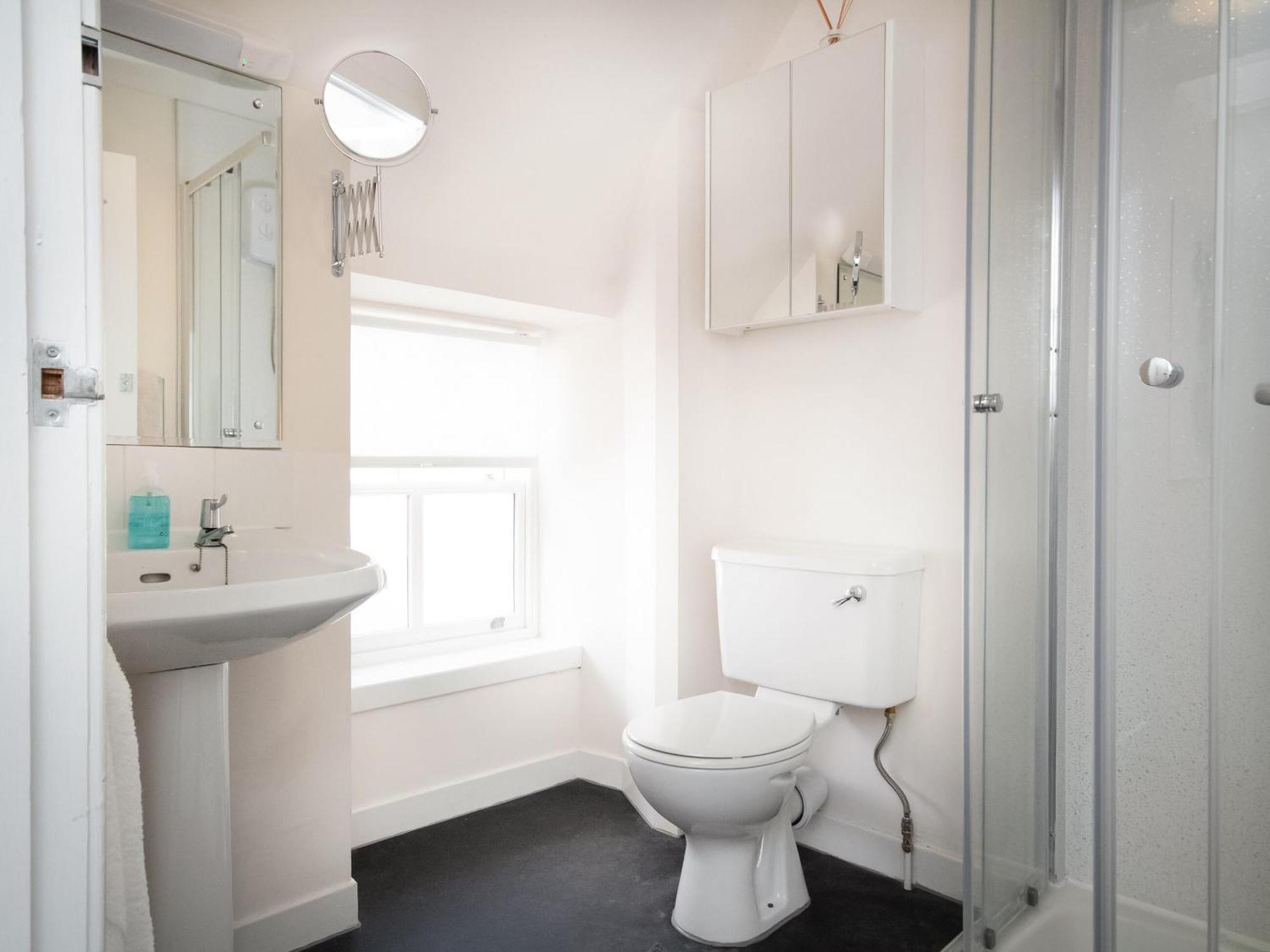 Alexander Courtyard Villa Inverness Luaran gambar
